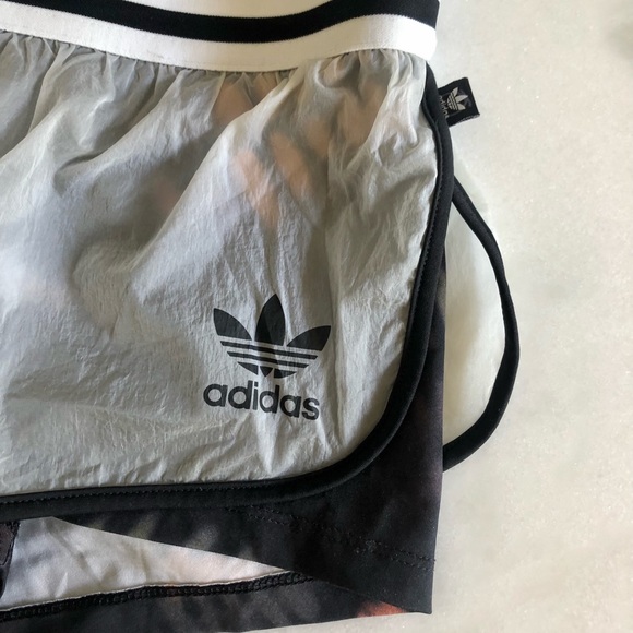 Adidas x Rita Ora Active Shorts XS - Picture 3 of 6